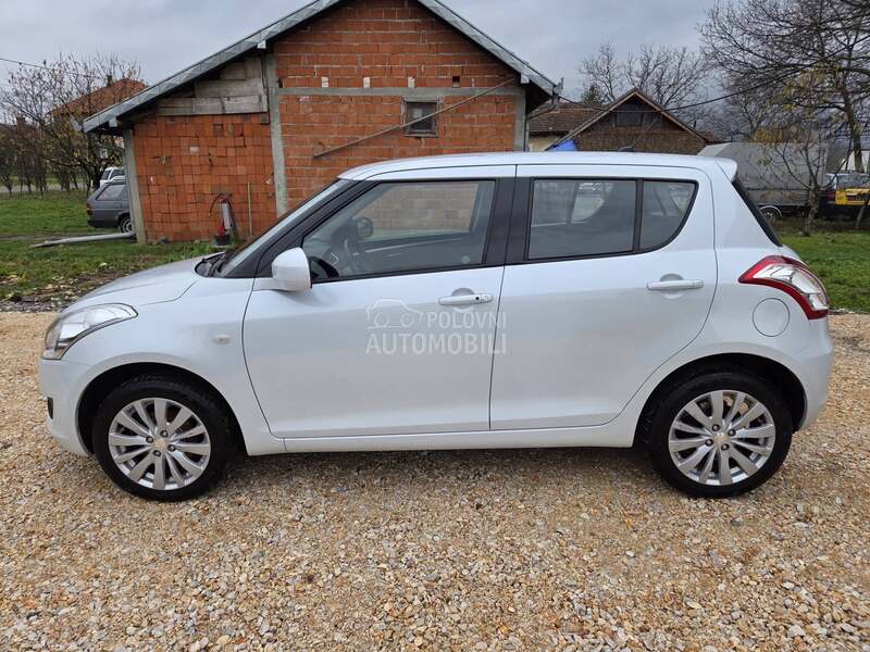 Suzuki Swift 1.2 4x4 CH NOV