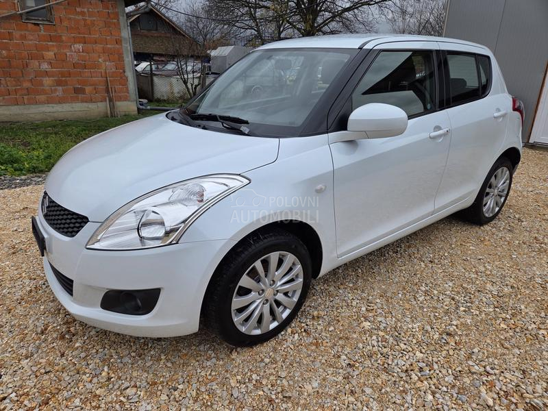 Suzuki Swift 1.2 4x4 CH NOV
