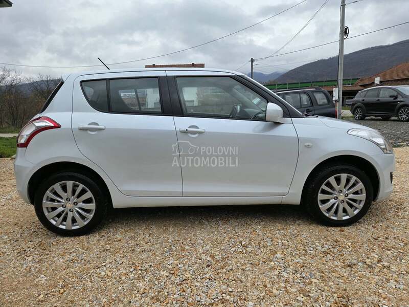 Suzuki Swift 1.2 4x4 CH NOV