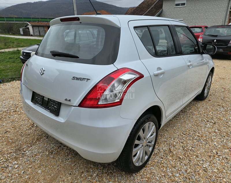 Suzuki Swift 1.2 4x4 CH NOV