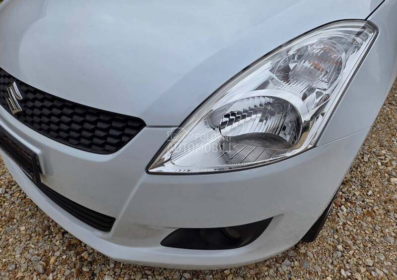 Suzuki Swift 1.2 4x4 CH NOV