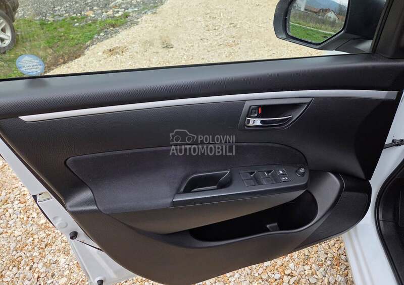 Suzuki Swift 1.2 4x4 CH NOV