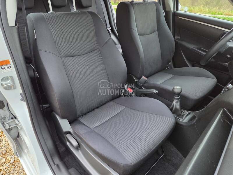 Suzuki Swift 1.2 4x4 CH NOV