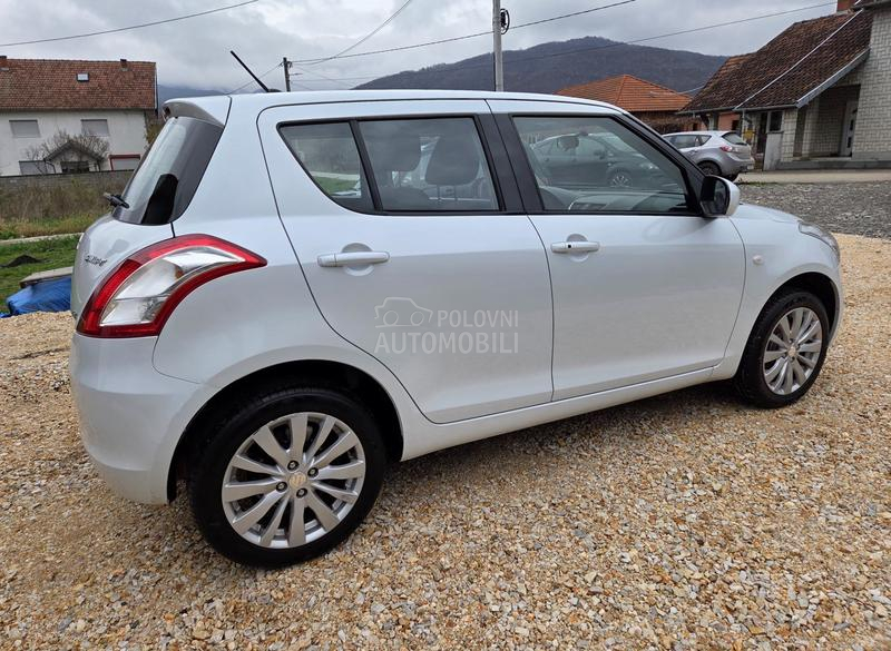 Suzuki Swift 1.2 4x4 CH NOV