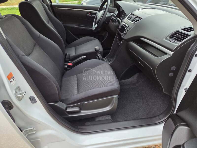 Suzuki Swift 1.2 4x4 CH NOV