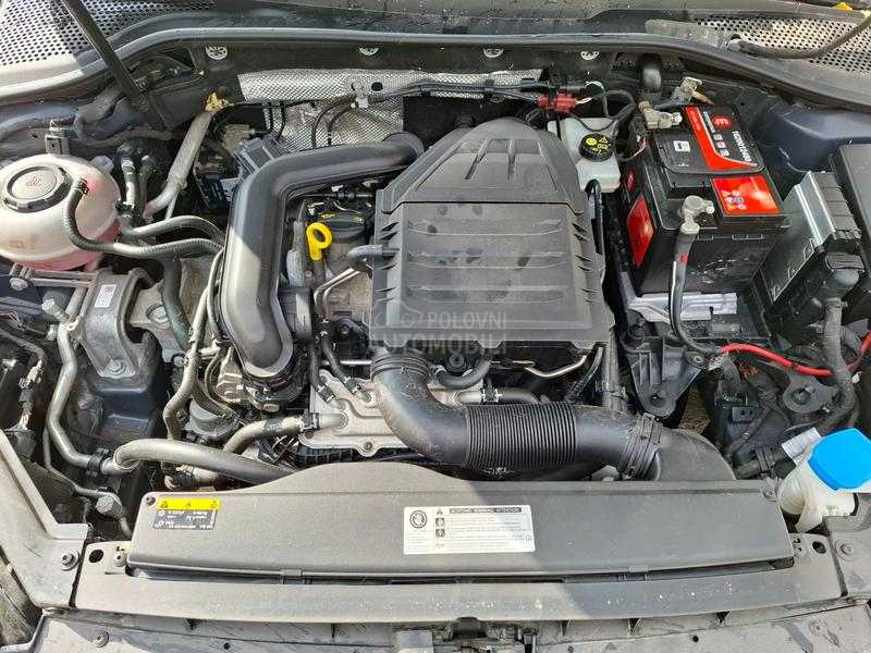 Volkswagen Golf 7 V i r t u a l