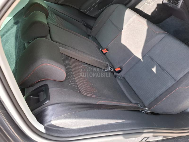 Volkswagen Golf 7 V i r t u a l