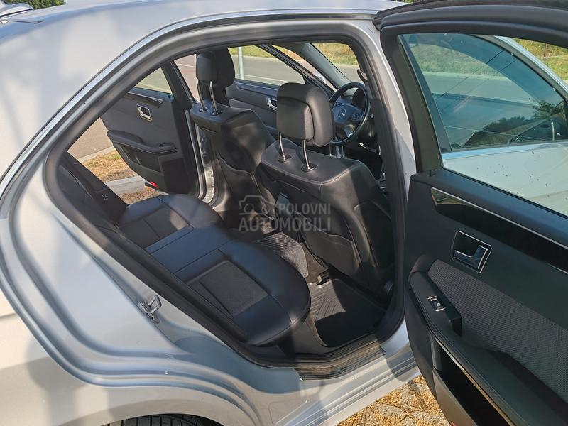 Mercedes Benz E 200 AVANTGARDE