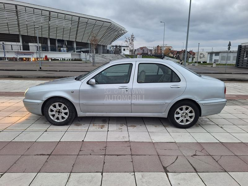 Lancia Lybra 1.9 jtd