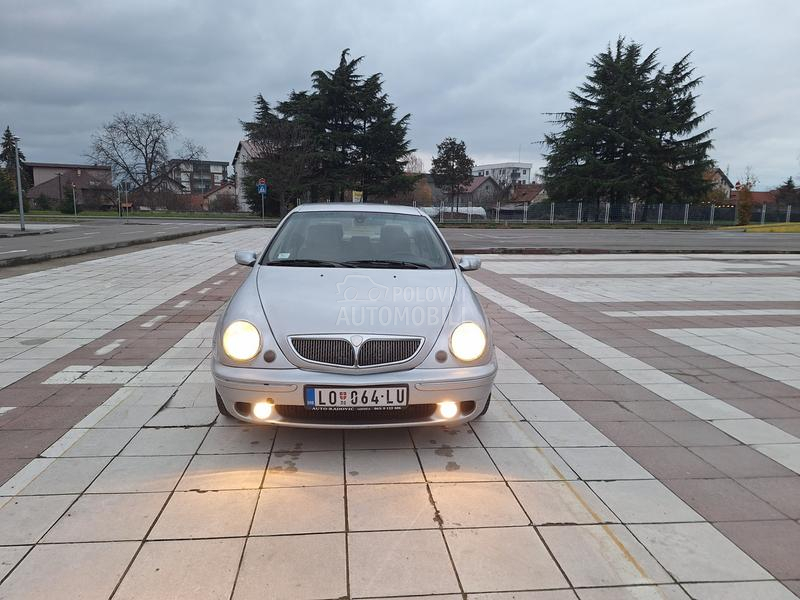 Lancia Lybra 1.9 jtd