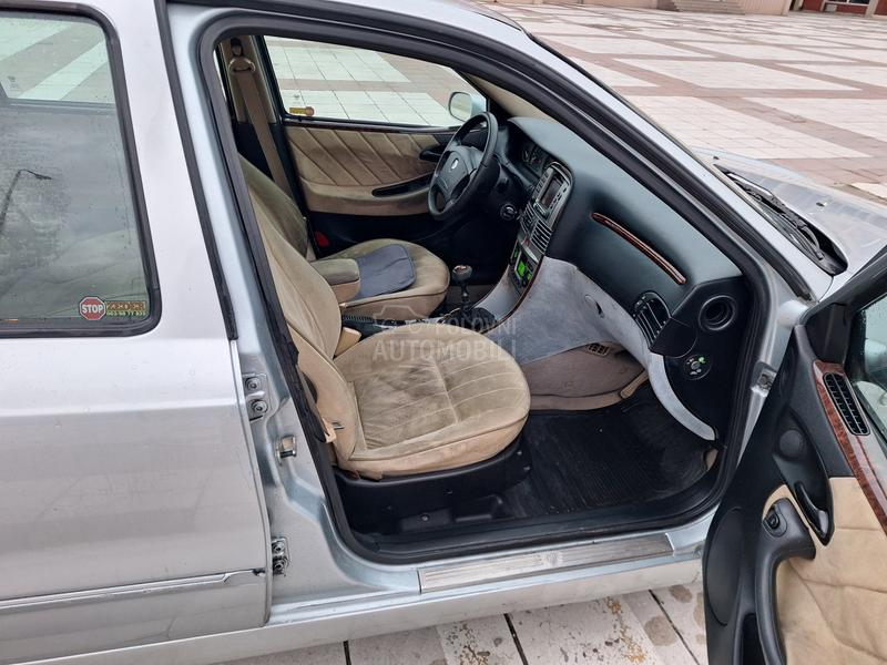 Lancia Lybra 1.9 jtd