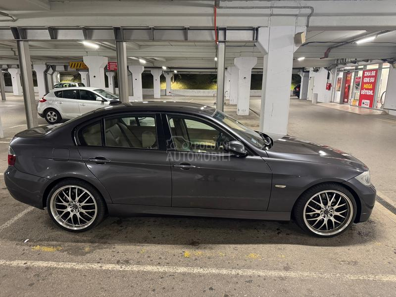BMW 330 e90 330xi