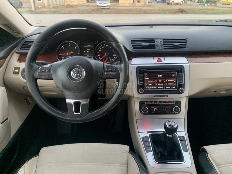 Volkswagen Passat CC 2.0 tdi