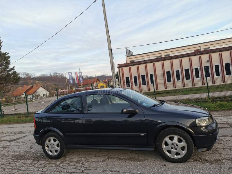 Opel Astra G 1.6