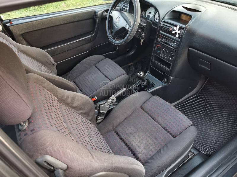 Opel Astra G 1.6