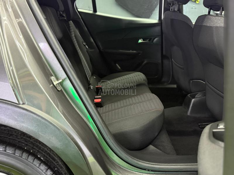 Peugeot 2008 1.2/fabričko stanje