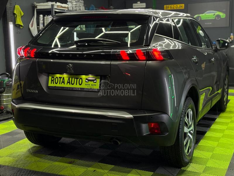 Peugeot 2008 1.2/fabričko stanje