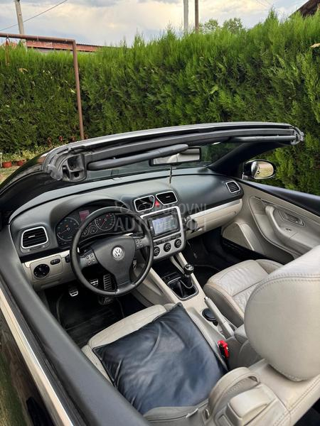 Volkswagen EOS 