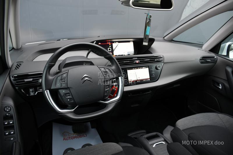 Citroen C4 SpaceTourer 1.2/27.000 K.M/N0V