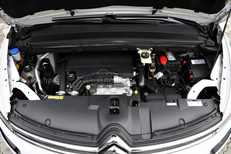 Citroen C4 SpaceTourer 1.2/27.000 K.M/N0V