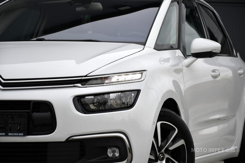 Citroen C4 SpaceTourer 1.2/27.000 K.M/N0V