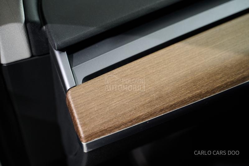 Tesla Model 3 Performance od 299e