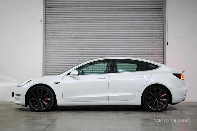 Tesla Model 3 Performance od 299e