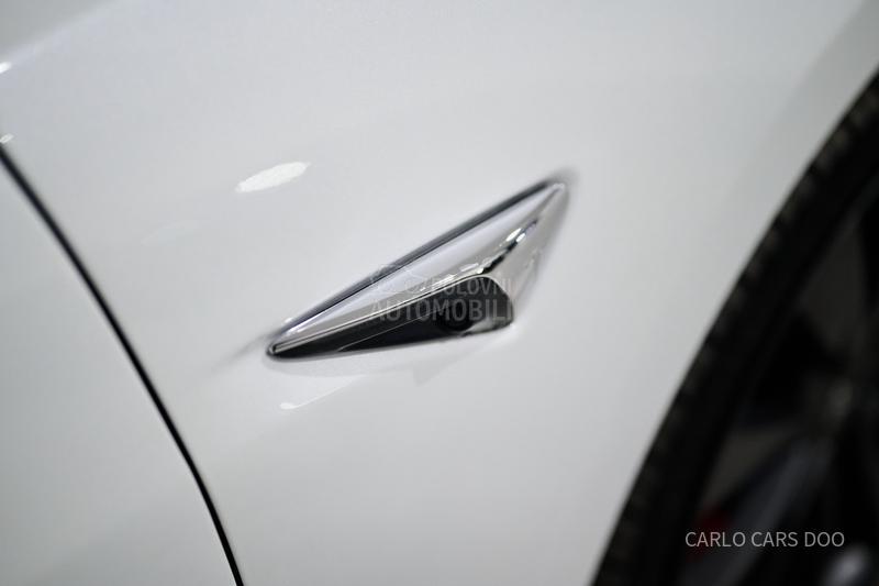 Tesla Model 3 Performance od 299e