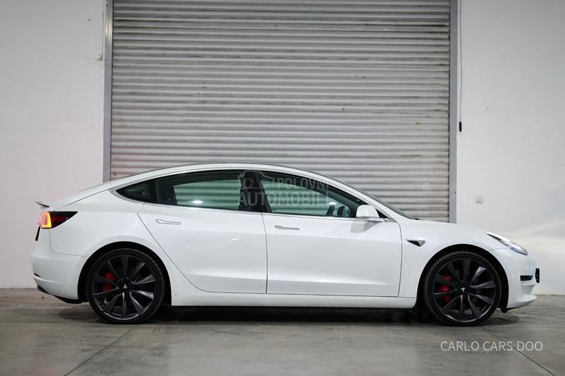 Tesla Model 3 Performance od 299e