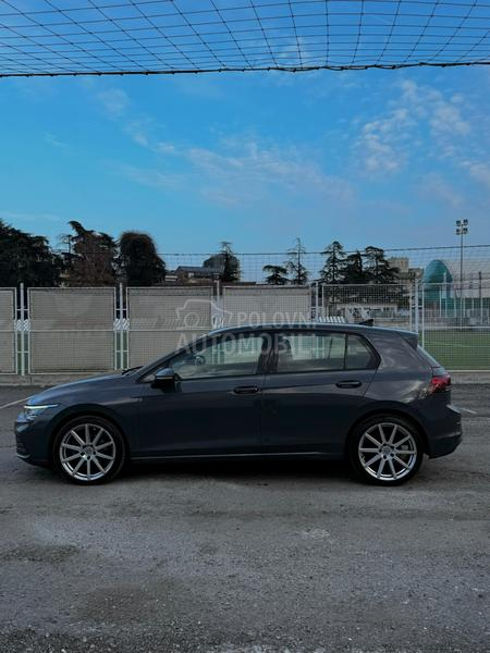 Volkswagen Golf 8 2.0TDI