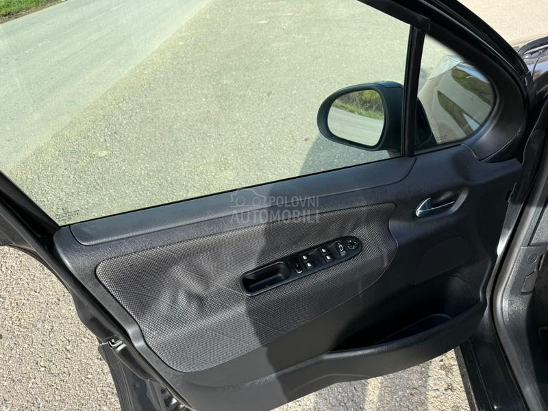Peugeot 207 1.6 T.O.P C.H