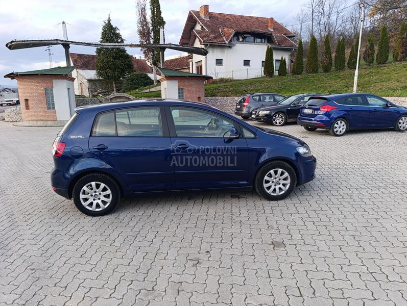 Volkswagen Golf Plus ZA KUCU AUTO