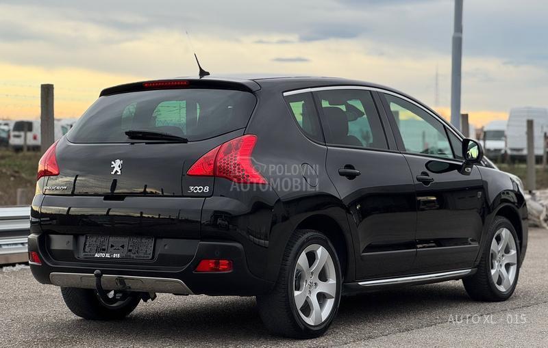 Peugeot 3008 1.6EHDI / NAV / PANO