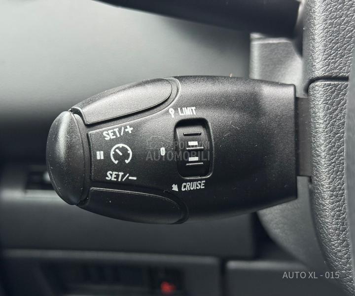 Peugeot 3008 1.6EHDI / NAV / PANO