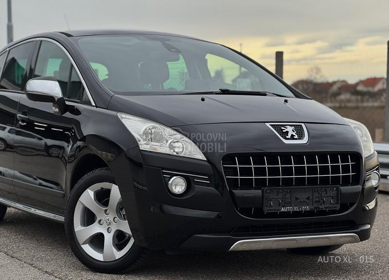 Peugeot 3008 1.6EHDI / NAV / PANO