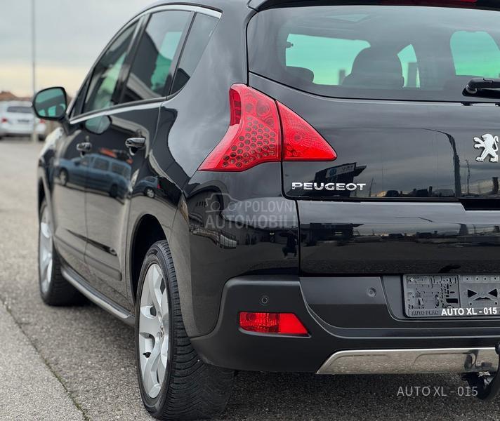 Peugeot 3008 1.6EHDI / NAV / PANO