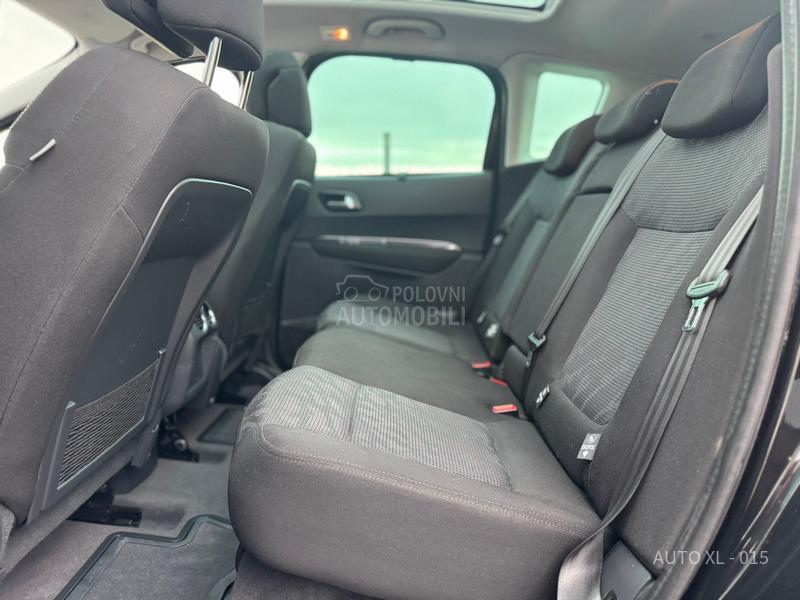 Peugeot 3008 1.6EHDI / NAV / PANO