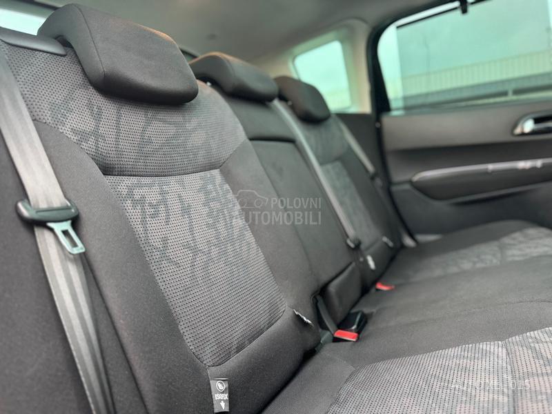 Peugeot 3008 1.6EHDI / NAV / PANO