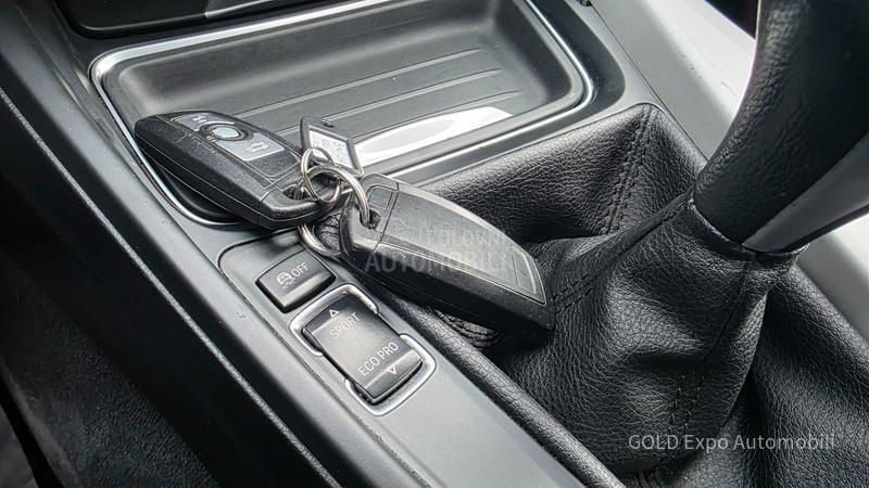 BMW 318 2.0 D F31 SPORT