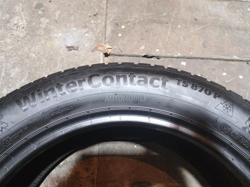 Continental 215/55 R17 Zimska