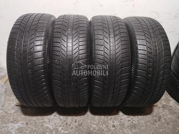 Continental 215/55 R17 Zimska