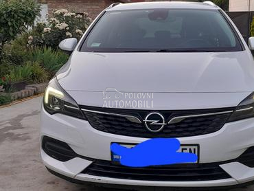 Opel Astra K Kupljena nova