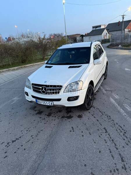 Mercedes Benz ML 320 