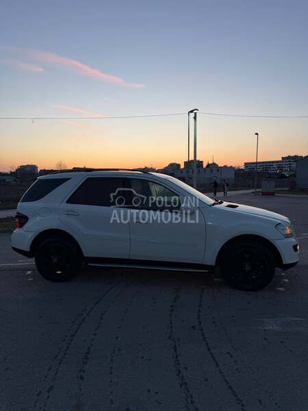 Mercedes Benz ML 320 