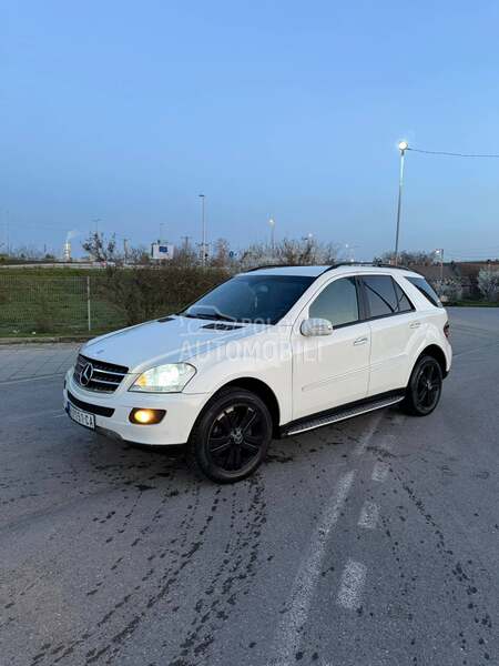 Mercedes Benz ML 320 