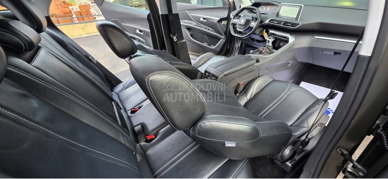 Peugeot 3008 1.2 Allure