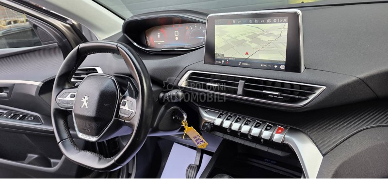 Peugeot 3008 1.2 Allure