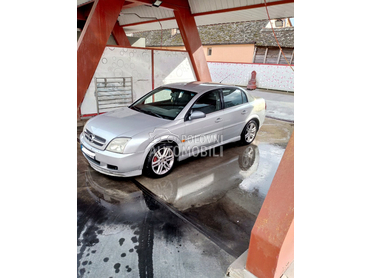 Opel Vectra C 2.2DTR R.E.G