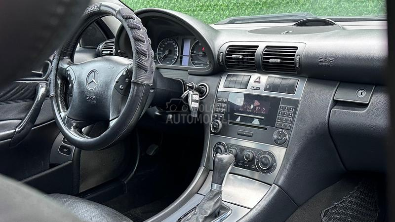 Mercedes Benz C 220 
