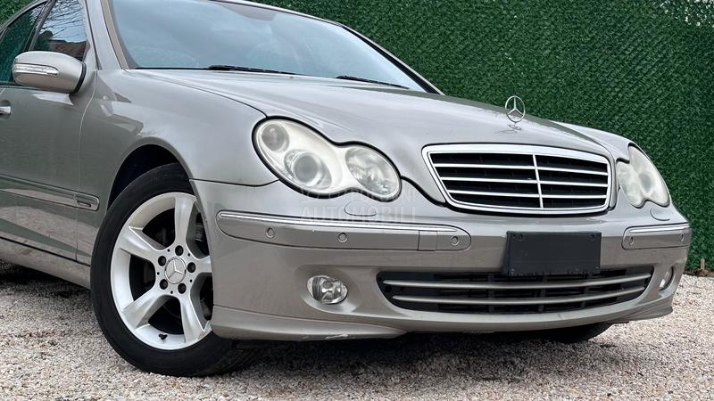 Mercedes Benz C 220 